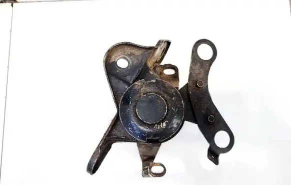 Ford Mondeo MK II Engine mount bracket 96bb9w526bc