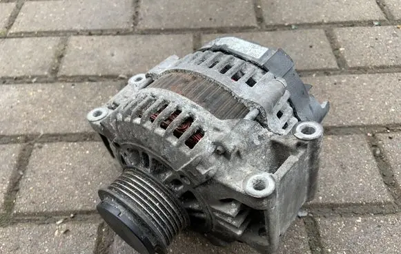 Audi A6 S6 C7 4G Generator/alternator 06E903018M