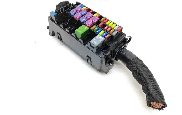 Buick Encore GX I Fuse module E15634000