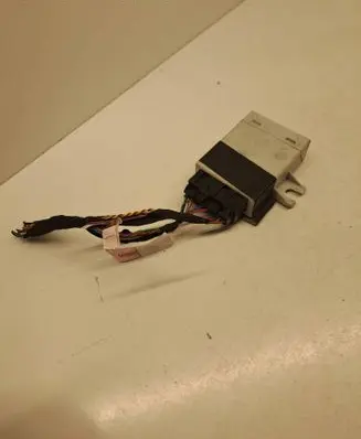 BMW 5 G30 G31 G38 Alarm control unit/module 8097898 19130387 00002AF3001