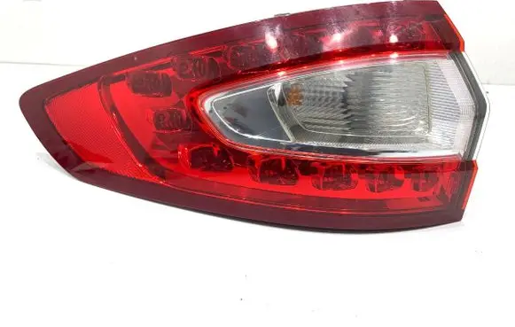 Rear/tail lights