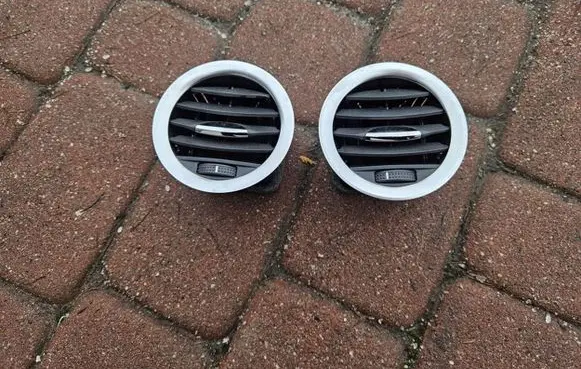 Opel Adam Dash center air vent grill 13417366