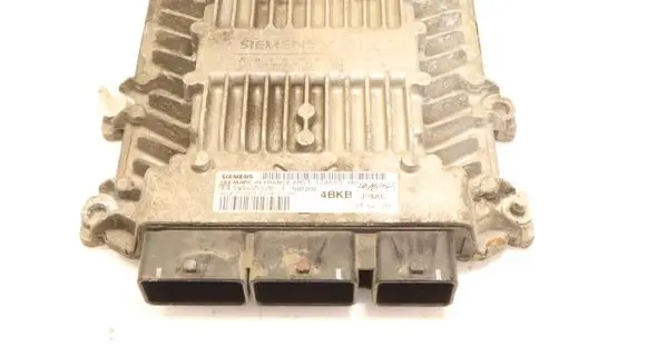 Ford C-MAX I Engine control unit/module ECU