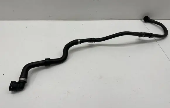 Mercedes-Benz C W205 Engine coolant pipe/hose A2055000900