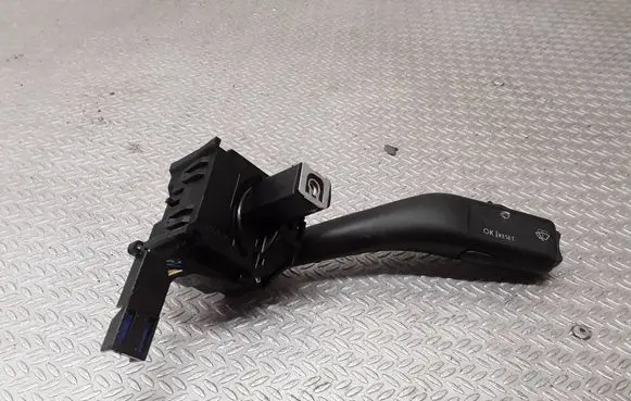 Volkswagen Jetta V Wiper control stalk 1k0953519c