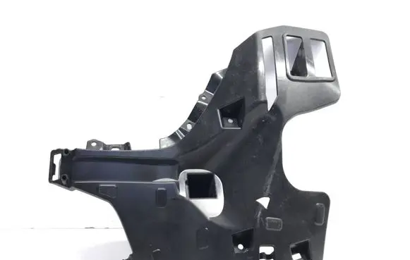 Volvo XC40 Front bumper mounting bracket 32136093