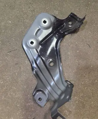BMW X3 G45 Fender mounting bracket 9628630 325B