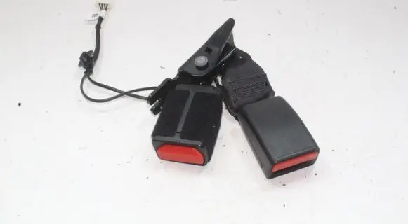Peugeot 508 II Middle seatbelt buckle (rear) 6477565ETA