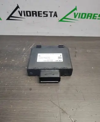 Audi A5 8T 8F Voltage converter/converter module 8K0959663 111002109