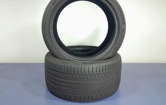 BMW 7 G11 G12 R17 summer tire 4019238002348
