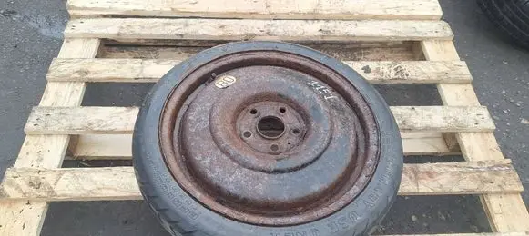 Toyota Corolla Verso AR10 R17 spare wheel 