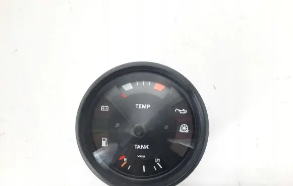 Porsche 924 Speedometer (instrument cluster) 477919033