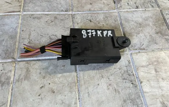 Mercedes-Benz Vaneo W414 Door control unit/module 992197103