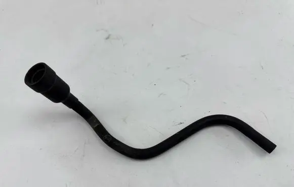 Audi A3 S3 8V Breather hose/pipe 8V0941718
