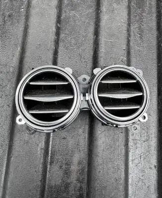Mercedes-Benz S W222 Dash center air vent grill A2228300854