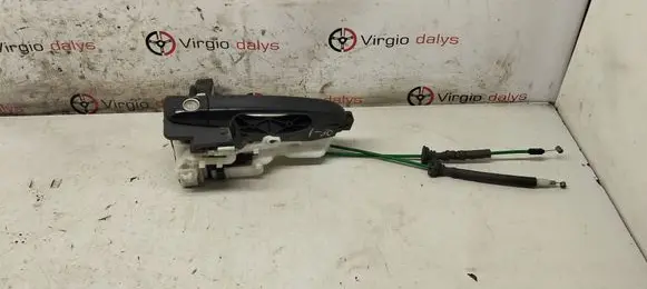 Hyundai i30 Front door lock 813102L020