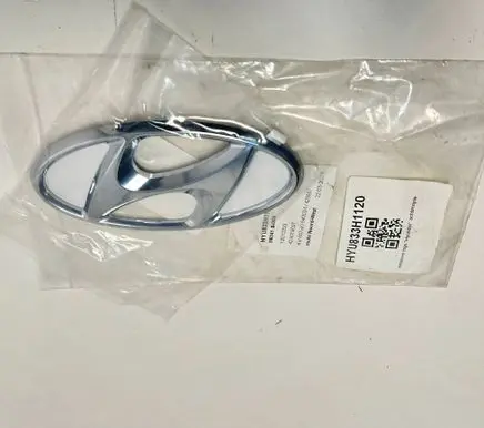 Hyundai i10 Manufacturer badge logo/emblem 86341B4000