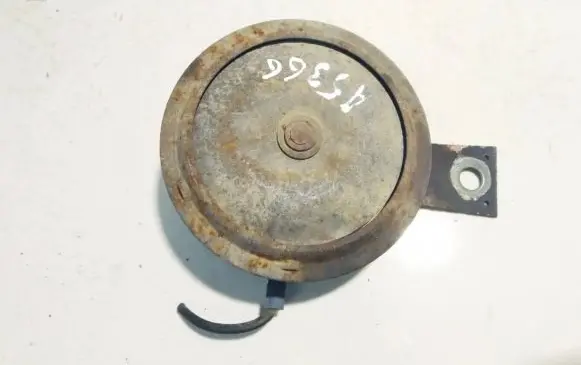 Nissan Navara D22 Horn signal