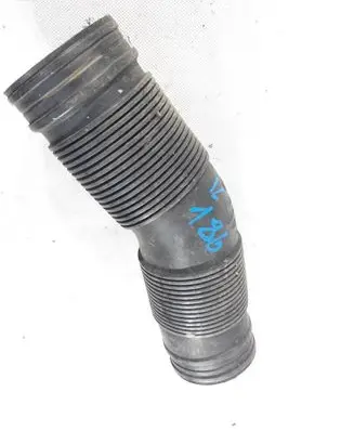 Volkswagen Fox Air intake hose/pipe 6Q0129684AB