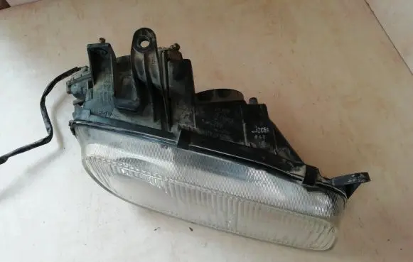 Mazda 323 F Headlight/headlamp 11061708 E13125 3316