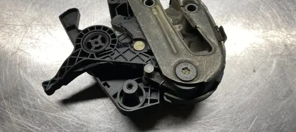 Volvo S80 Seat back rest lock catch 