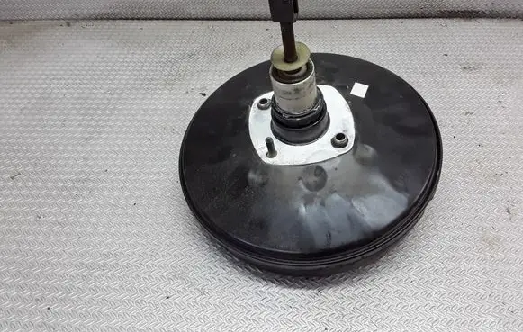 Renault Megane II Brake booster 8200453735
