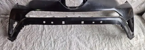 Toyota RAV 4 (XA40) Front bumper 521194A911