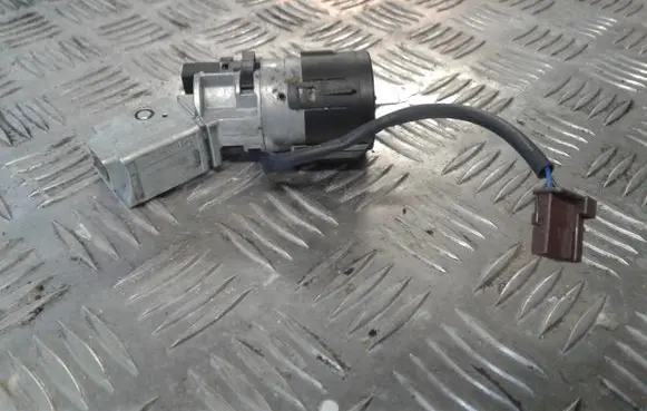 Peugeot 308 Ignition lock 36410800