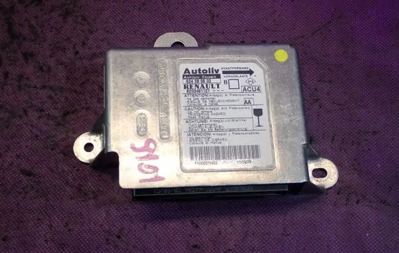 Renault Megane II Airbag control unit/module 8200481127