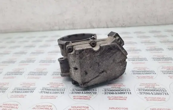 Volkswagen Golf Plus Throttle valve 03G128063V