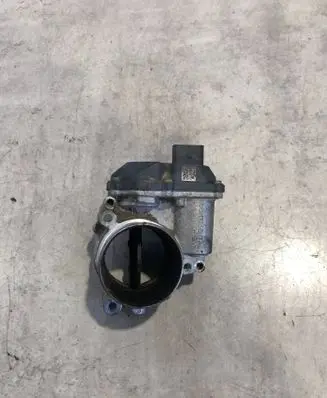 Volkswagen Transporter - Caravelle T6 Throttle body valve 04L128063K