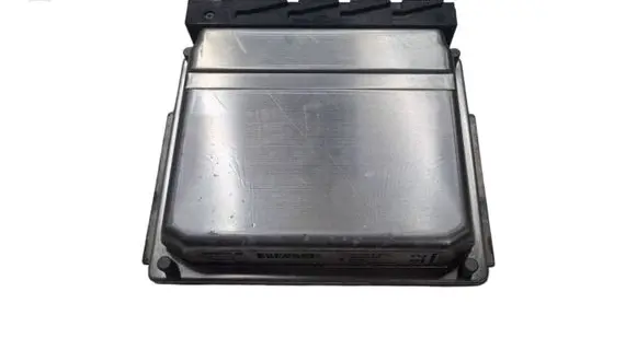 Volvo V70 Engine control unit/module 30646978A 0281011441