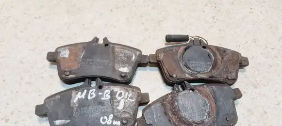 Mercedes-Benz B W245 Brake pads (front) 90R010229487 74221112A