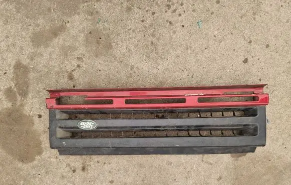 Land Rover Discovery Front grill