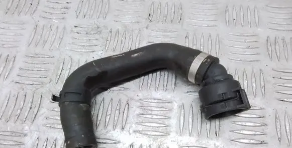 Volvo XC90 Engine coolant pipe/hose 31338461
