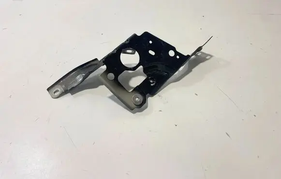 BMW 4 G22 G23 G24 G26 Fender mounting bracket 7486802