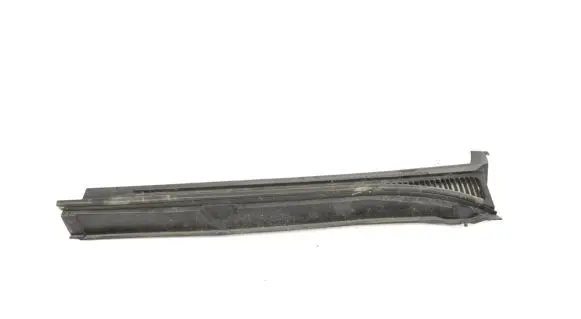 Suzuki Grand Vitara II Wiper trim 7731065J10 7731165J1