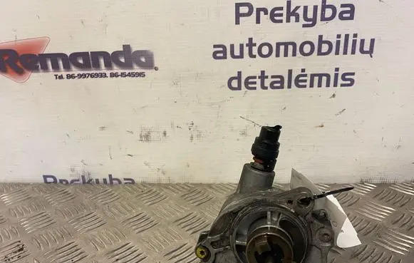 Mercedes-Benz ML W164 Vacuum pump A623065