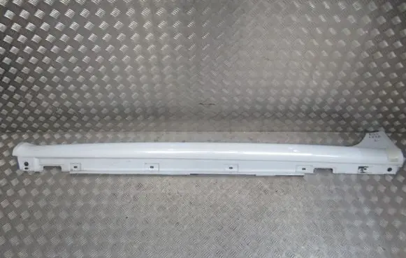 Audi RS4 B7 side skirts sill cover 