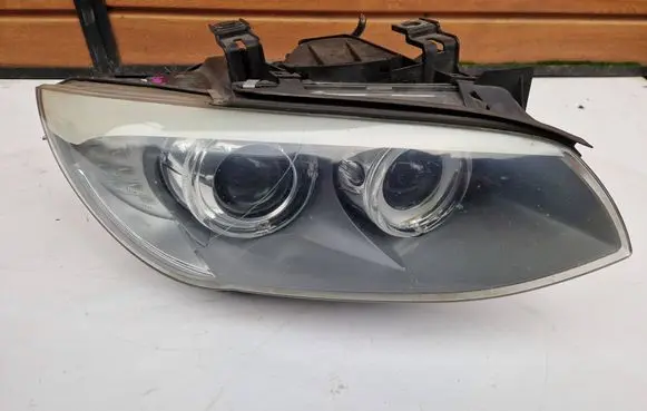 BMW 3 E92 E93 Headlight/headlamp 7239930