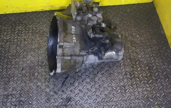 Ford Focus Manual 6 speed gearbox BV6R7002LG SKRZYNIA BIEGOW