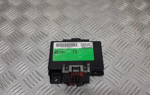 Chrysler PT Cruiser Central body control module P04671880AC