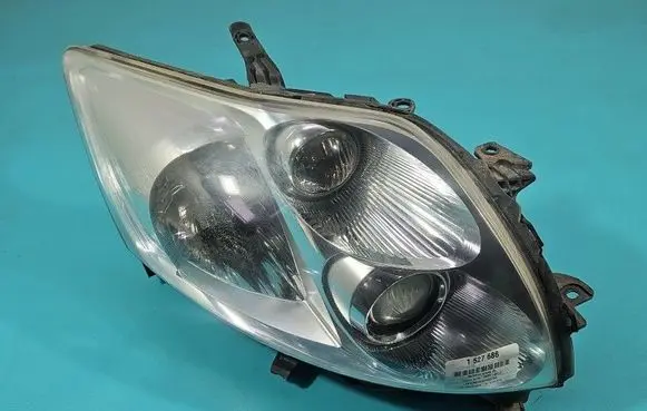 Toyota Auris 150 Headlight/headlamp 8111002470 IMPRK1527686