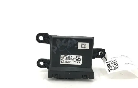Chrysler Pacifica Other control units/modules 068293147AC