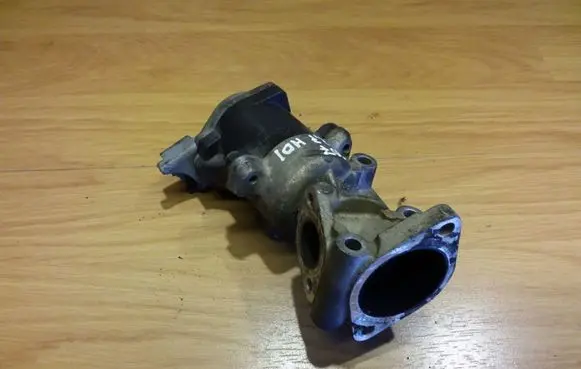 Peugeot 607 EGR valve 4R8Q90475B