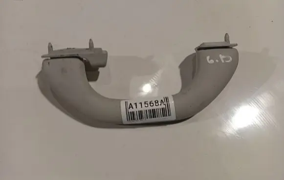 Volkswagen Golf IV Rear interior roof grab handle