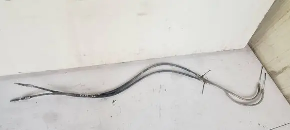 Handbrake/parking brake wiring cable