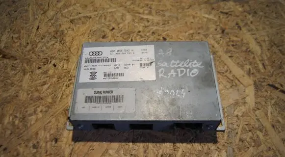 Audi A8 S8 D3 4E Head unit multimedia control 4E0035593A 28013505 4E0910593E