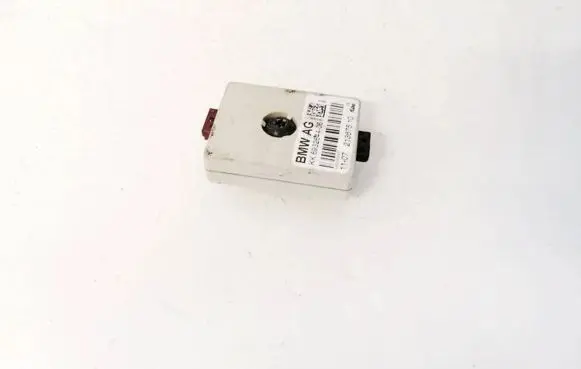 BMW 3 E90 E91 Antenna control unit 693264406 6932644-06