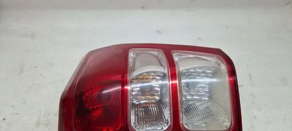 Suzuki Grand Vitara II Rear/tail lights 22059079